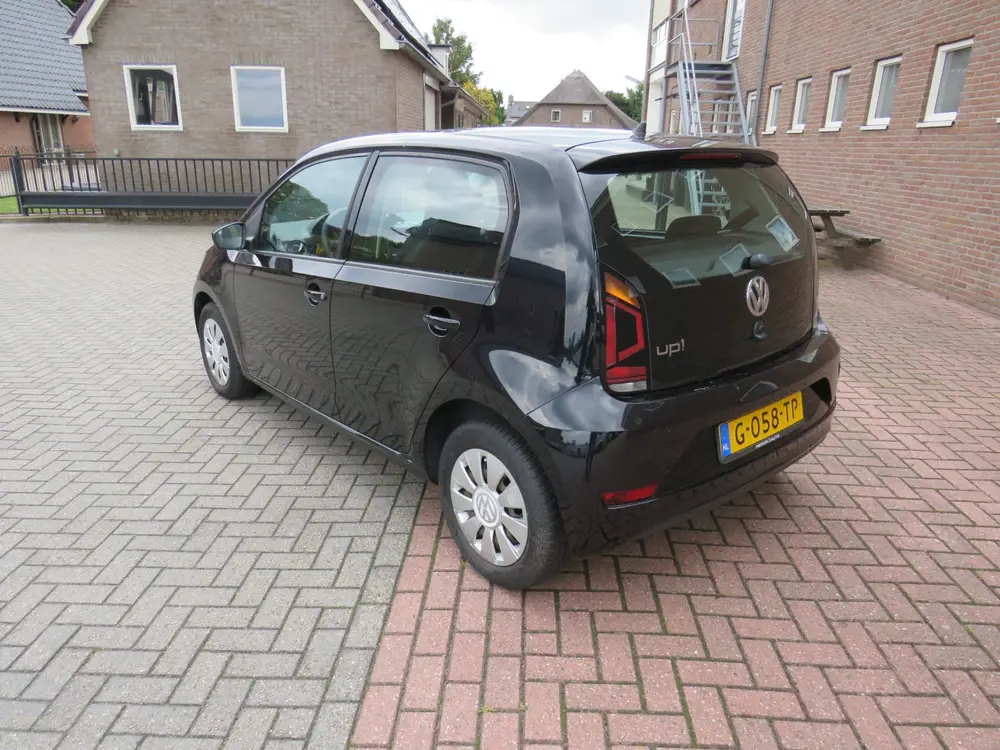 Volkswagen Up! 1.0 BMT move up! Executive * Rijklaarprijs in uit 2019, foto 4