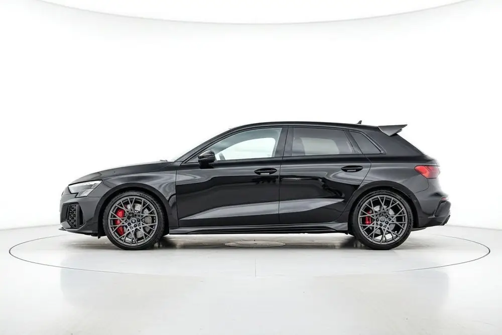 Audi RS3 A3 Sportback 2.5 TFSI RS 3 quattro Pano/Schaalstoelen/C uit 2025, foto 2