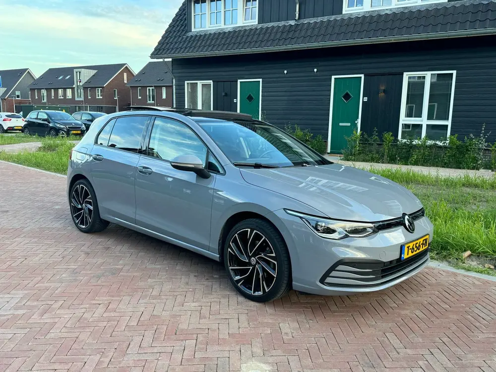 Volkswagen Golf 2.0 TDI 115pk 2020 Grijs uit 2020