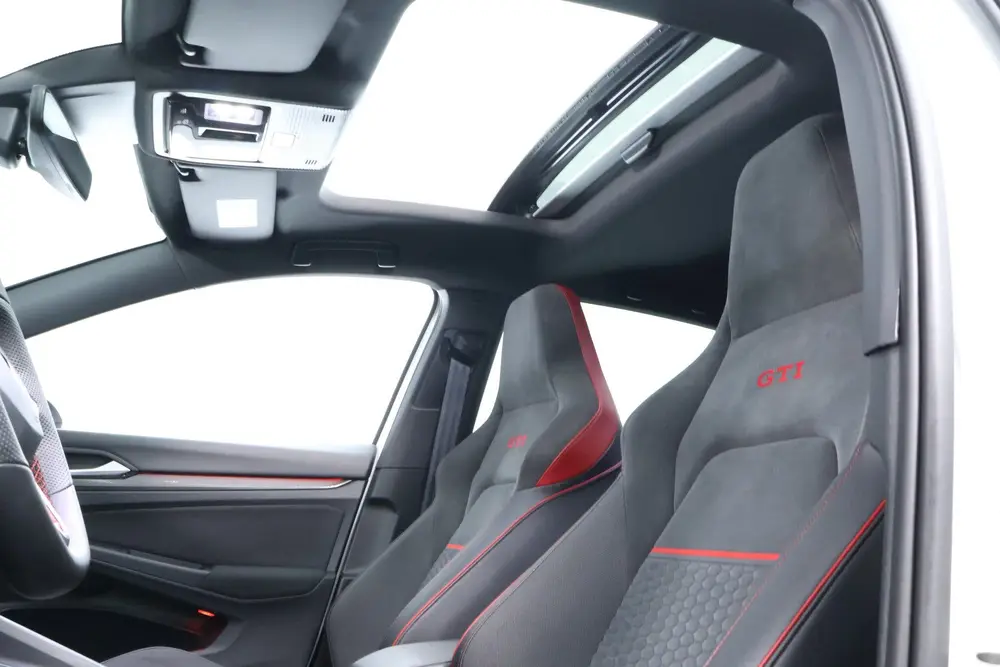 Volkswagen Golf 2.0 TSI GTI CLUBSPORT |PANO|CAMERA|CARPLAY|I uit 2022, foto 13