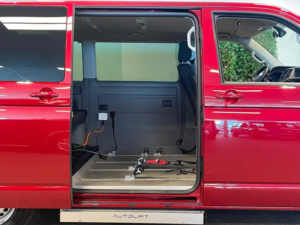 Volkswagen Caravelle L1H1 Rolstoelbus Automaat XXL-Ombouw 14 uit 2021, foto 5