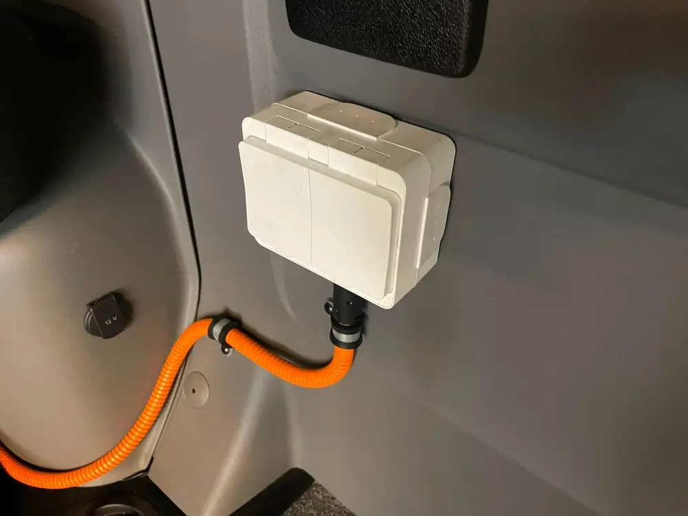 Volkswagen Caravelle L1H1 Rolstoelbus Automaat XXL-Ombouw 14 uit 2021, foto 9