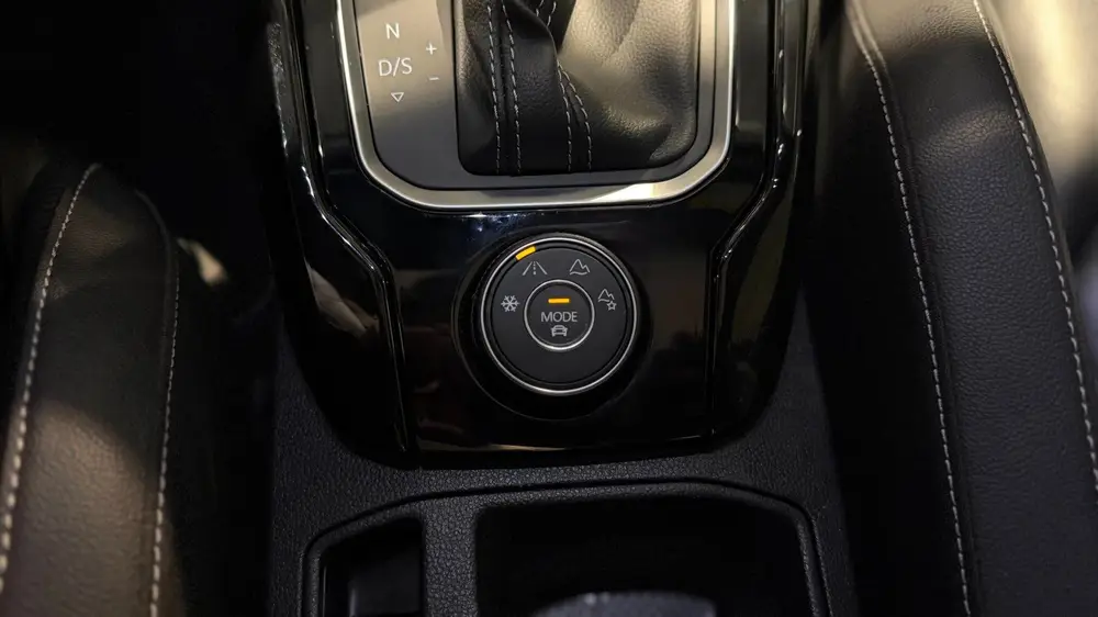 Volkswagen T-Roc R 2.0 TSI 4Motion 300PK |Pano|Leder|Beats|C uit 2022, foto 18