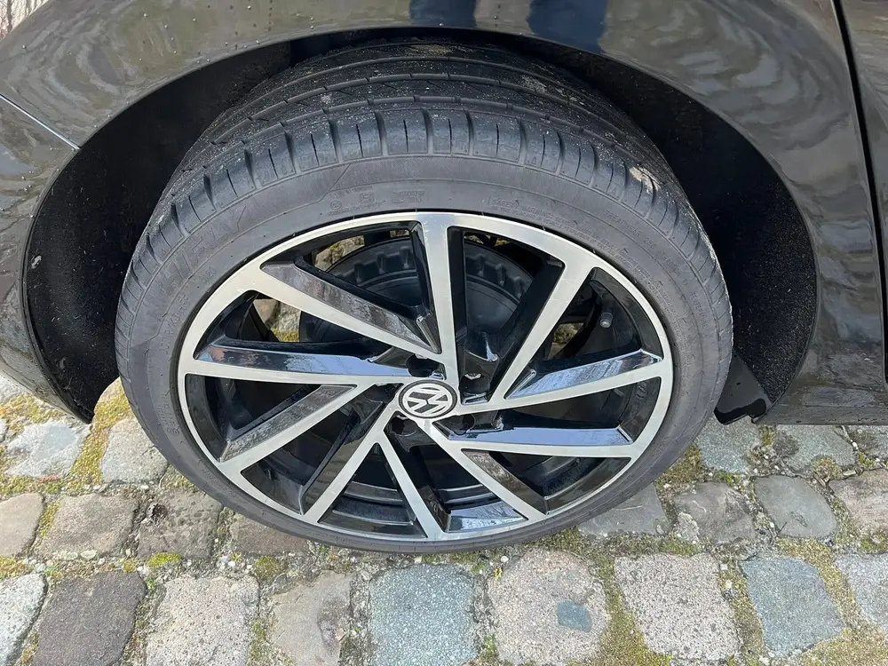 Volkswagen Polo 1.0 TSI 95pk 2019 Zwart uit 2019, foto 16