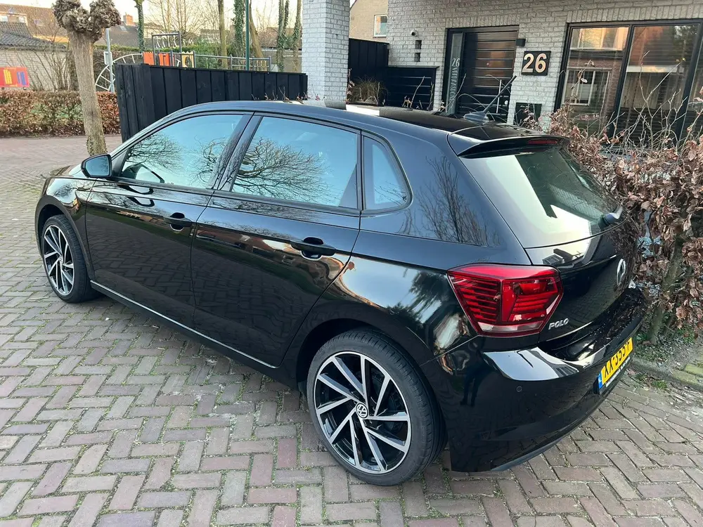 Volkswagen Polo 1.0 TSI 95pk 2019 Zwart uit 2019, foto 3