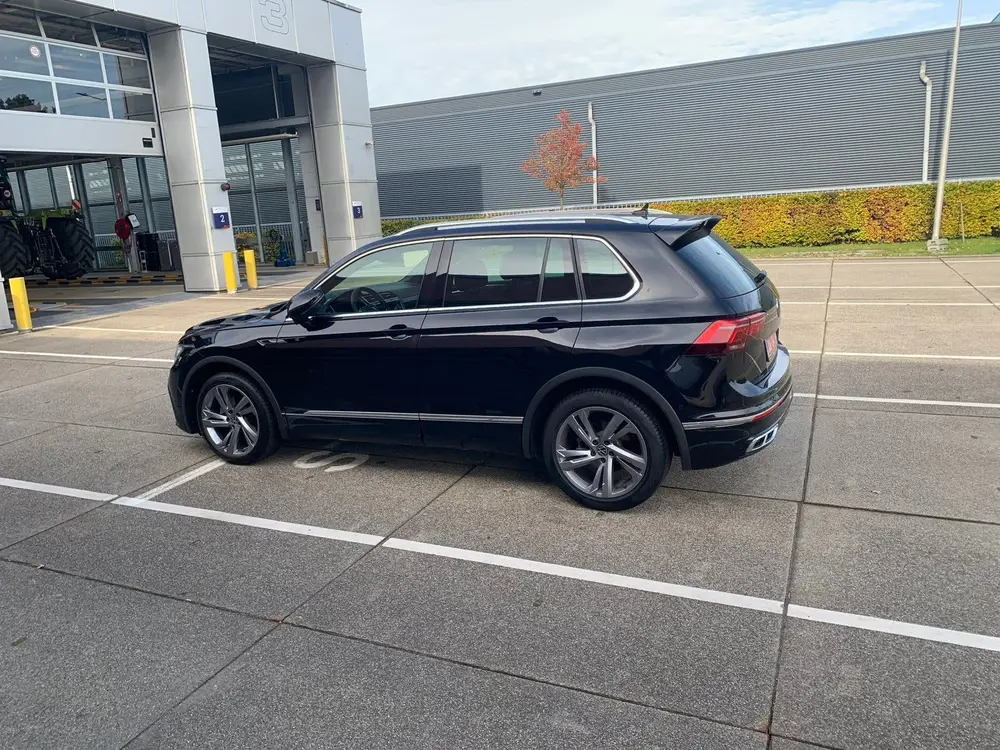 Volkswagen Tiguan 1.5 TSI ACT 150pk DSG 2021 Zwart uit 2021, foto 14