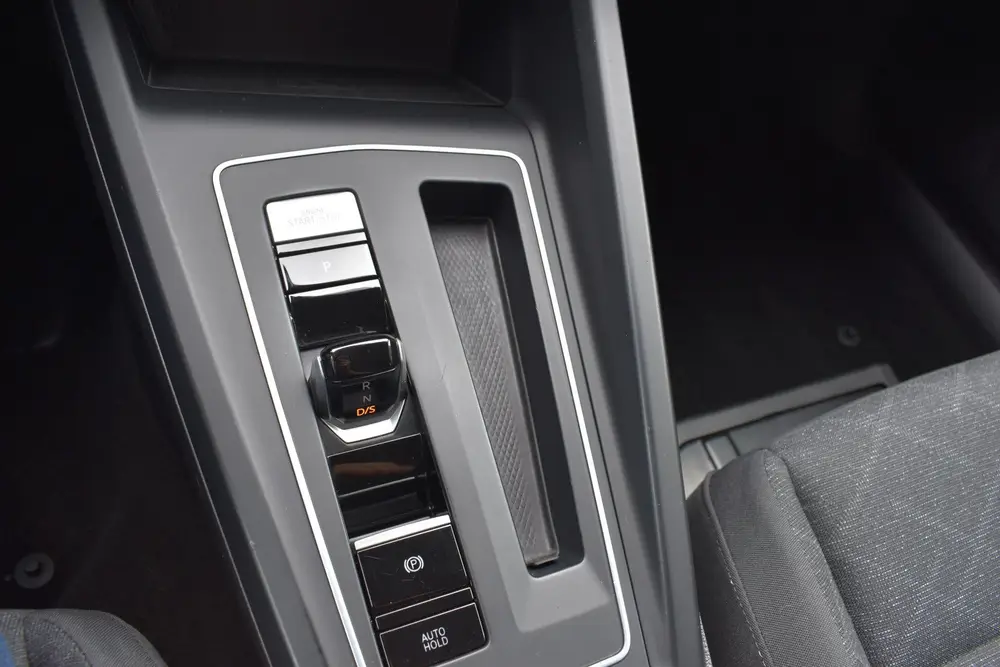 Volkswagen Golf 1.0 eTSI Life Business Automaat Navigatie/Ca uit 2021, foto 17