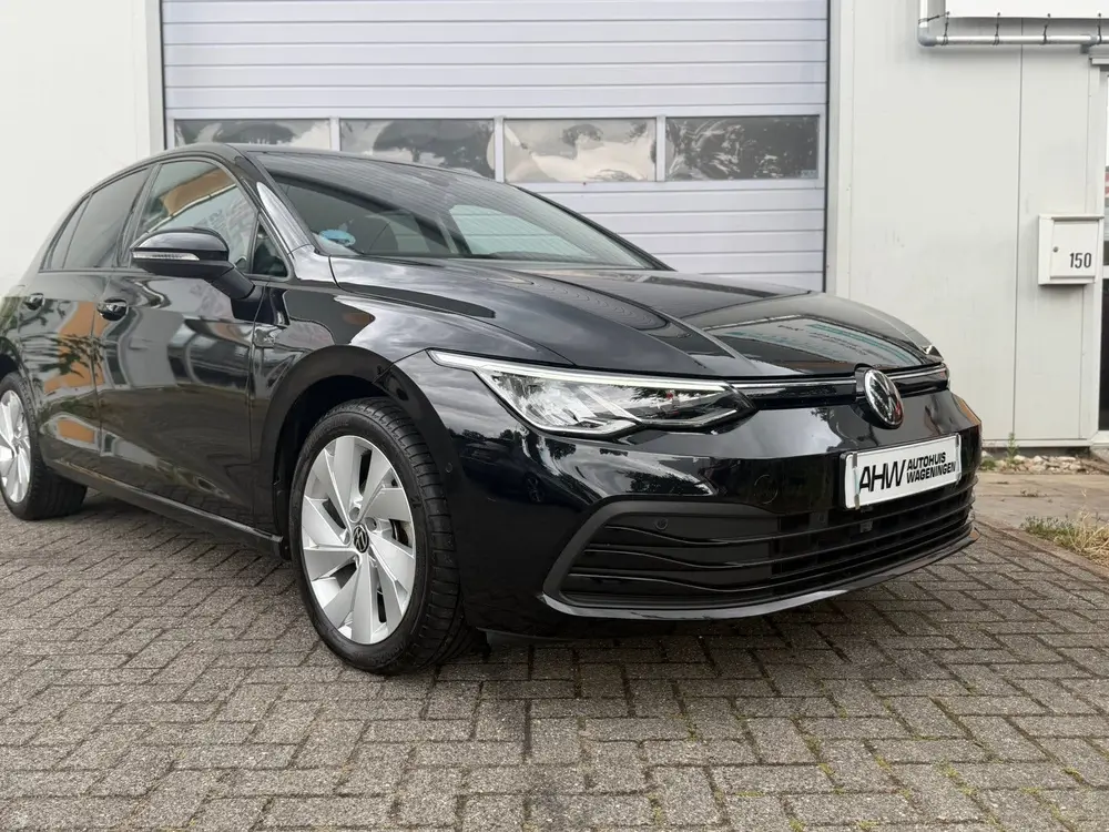 Volkswagen Golf 8 / 1.5eTSI / 7-DSG / 2023 / Automaat / uit 2023, foto 3