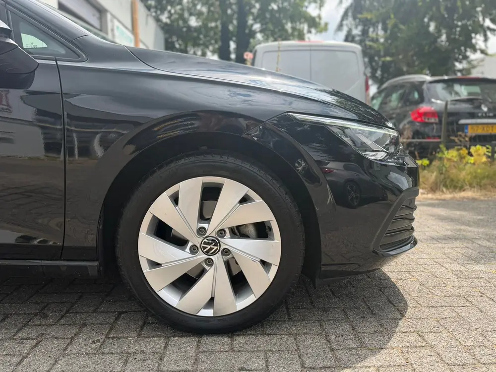 Volkswagen Golf 8 / 1.5eTSI / 7-DSG / 2023 / Automaat / uit 2023, foto 6