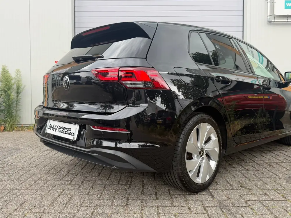 Volkswagen Golf 8 / 1.5eTSI / 7-DSG / 2023 / Automaat / uit 2023, foto 9