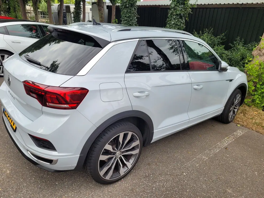 Volkswagen T-Roc 1.5 TSI 150pk 7-DSG 2020 Wit uit 2020
