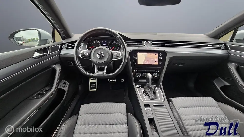 Volkswagen Passat Variant 1.5 TSI DSG R-Line 67556km NAVI! uit 2019, foto 13