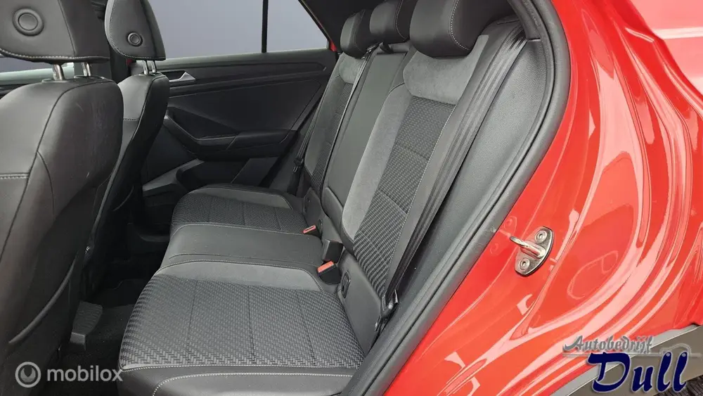 Volkswagen T-Roc 1.5 Tsi DSG R-Line Panoramadak Virtualdash! uit 2019, foto 10