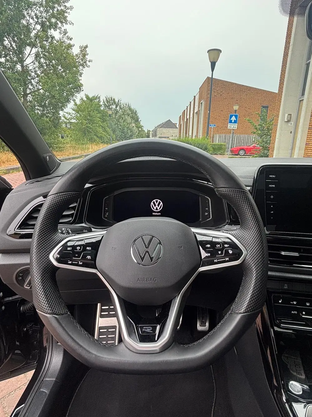 Volkswagen T-Roc VW T-Roc 2.0 TSI 190pk 4Motion,3x R-line, Pano,IQ, Beats uit 2022, foto 5