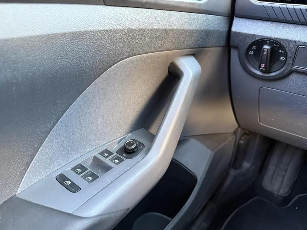 Volkswagen T-Cross 1.0 TSI R-Line | Full LED | Digital Cockp uit 2019, foto 18