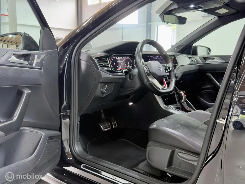 Volkswagen Polo 2.0 TSI GTI | PANO | Beats | IQ | Dodeh | AC uit 2022, foto 5