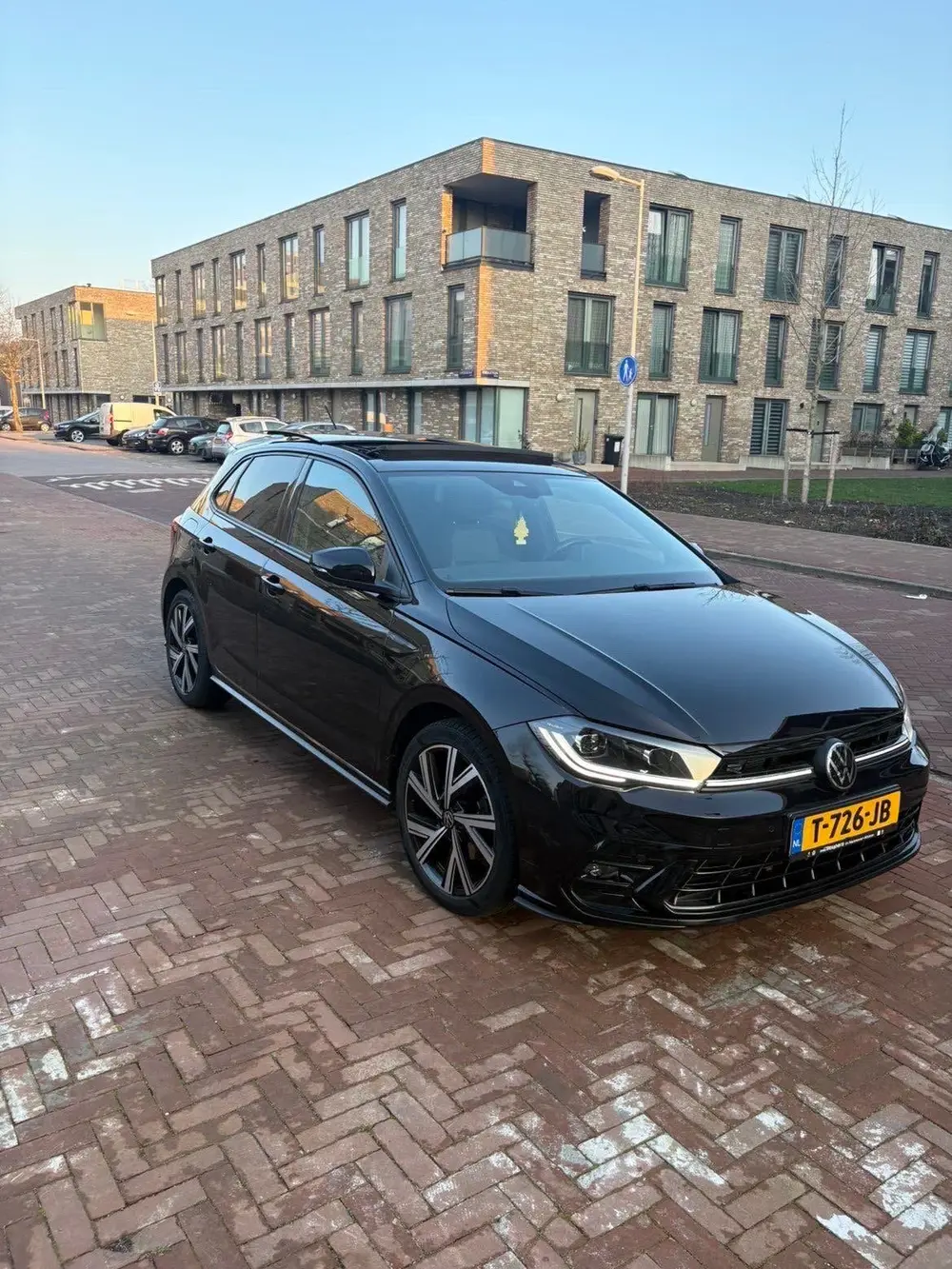 Volkswagen Polo 1.0 TSI 110pk Dsg-7 2022 Zwart uit 2022