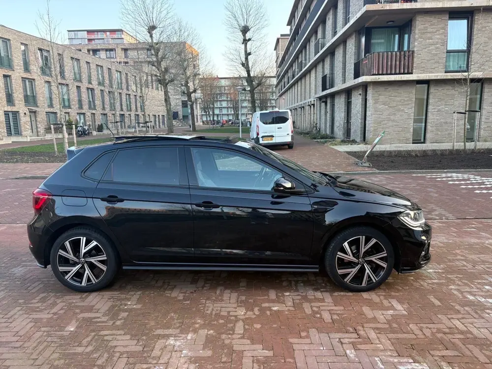 Volkswagen Polo 1.0 TSI 110pk Dsg-7 2022 Zwart uit 2022, foto 14