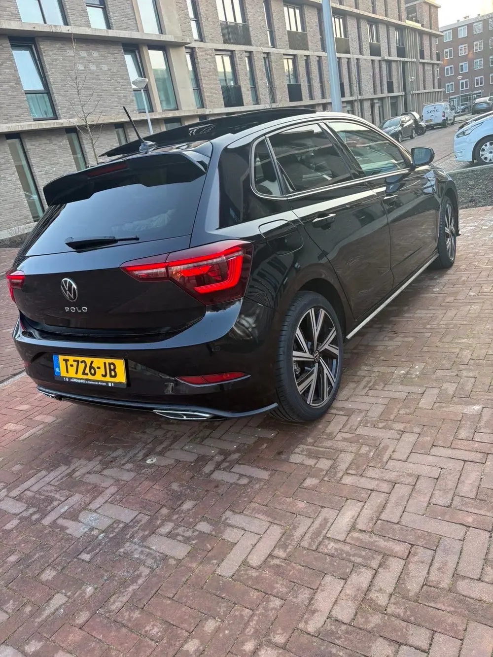 Volkswagen Polo 1.0 TSI 110pk Dsg-7 2022 Zwart uit 2022, foto 7