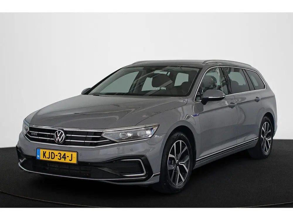 Volkswagen Passat Variant 1.4 TSI PHEV GTE Winter Pakket Tre uit 2023
