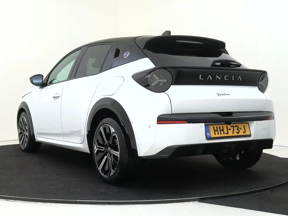 Lancia Ypsilon 1.2 Turbo Hybrid LX | Camera | Adaptive Cruis uit 2025, foto 4