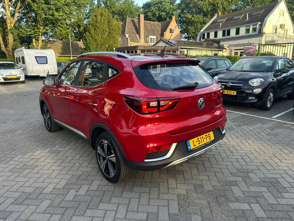 MG ZS EV Luxury 45 kWh , leer , navigatie , camera , pano uit 2021, foto 4