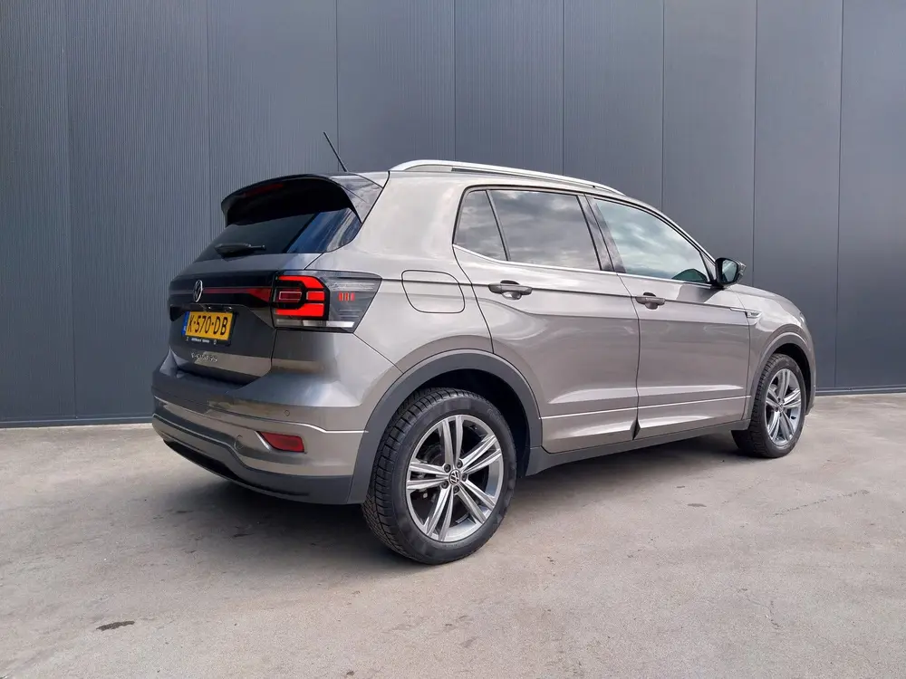 Volkswagen T-Cross 1.5 TSI 150 PK AUTOMAAT Business R LINE 1 uit 2020, foto 3