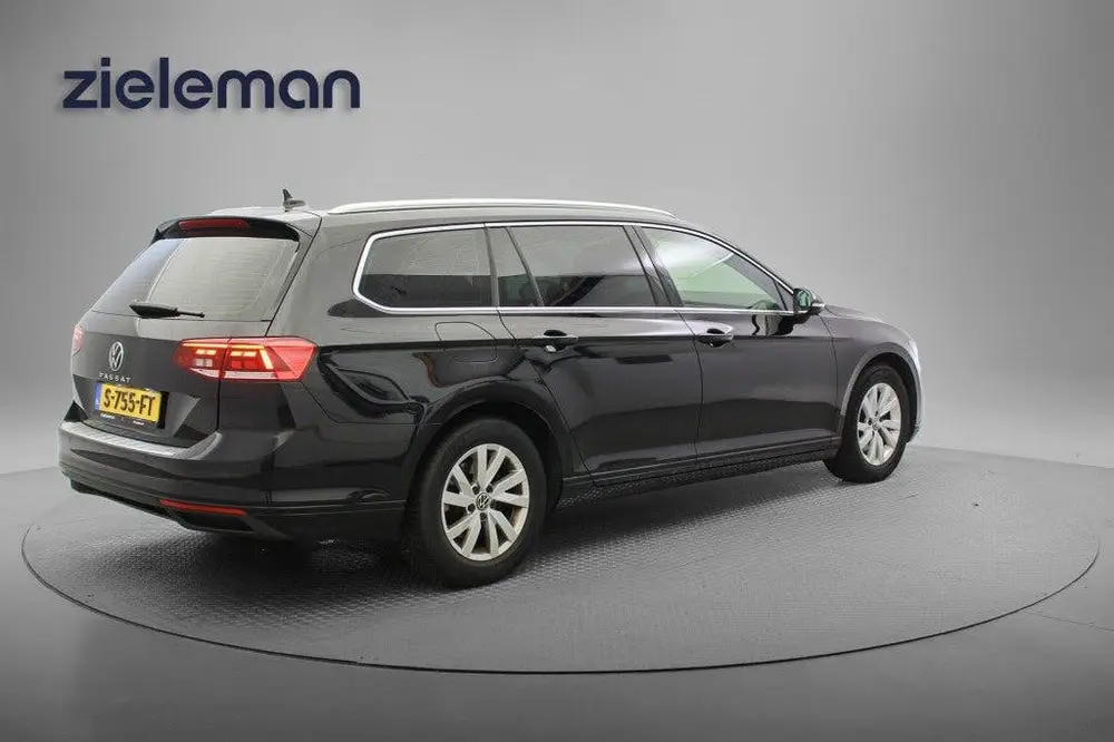 Volkswagen Passat Variant 2.0 TDI Business Automaat - Digita uit 2023, foto 16