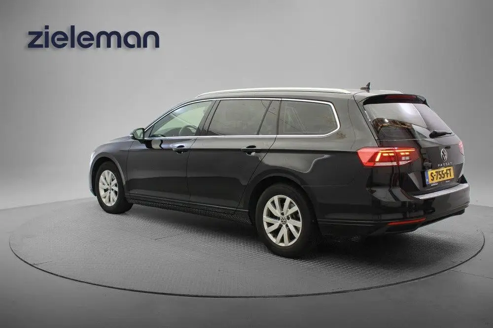 Volkswagen Passat Variant 2.0 TDI Business Automaat - Digita uit 2023, foto 3