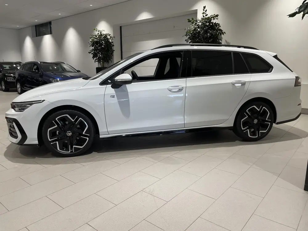 Volkswagen Golf Variant 1.5 eTSI R-Line Edition 116 PK | Aut uit 2025, foto 6