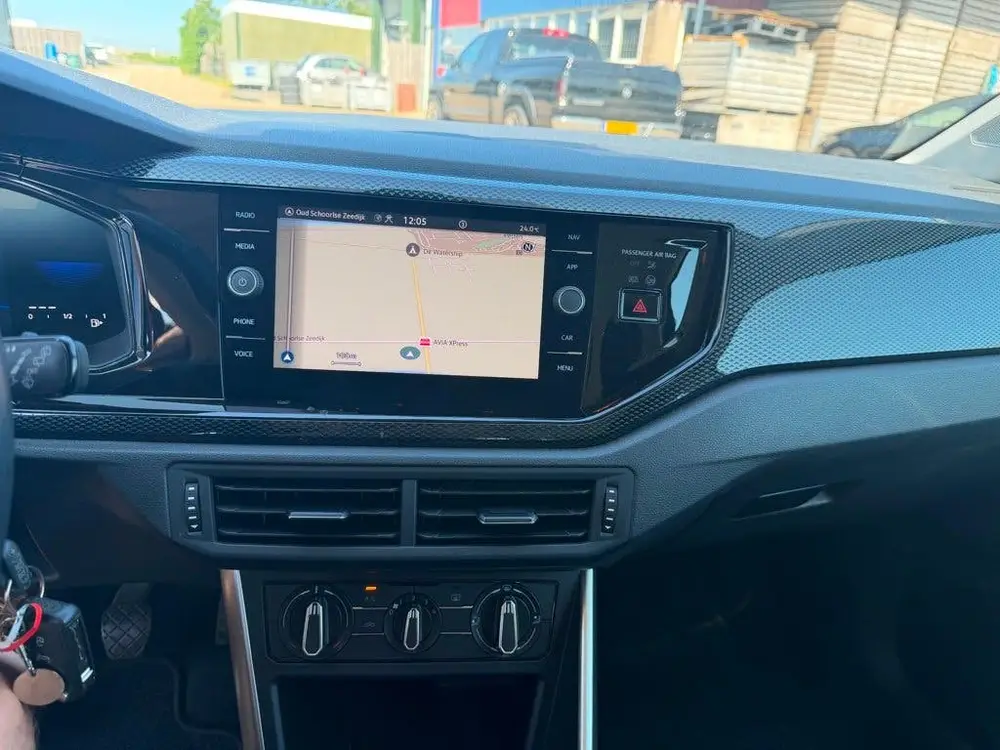 Volkswagen POLO 1.0 TSI Life uit 2023, foto 11