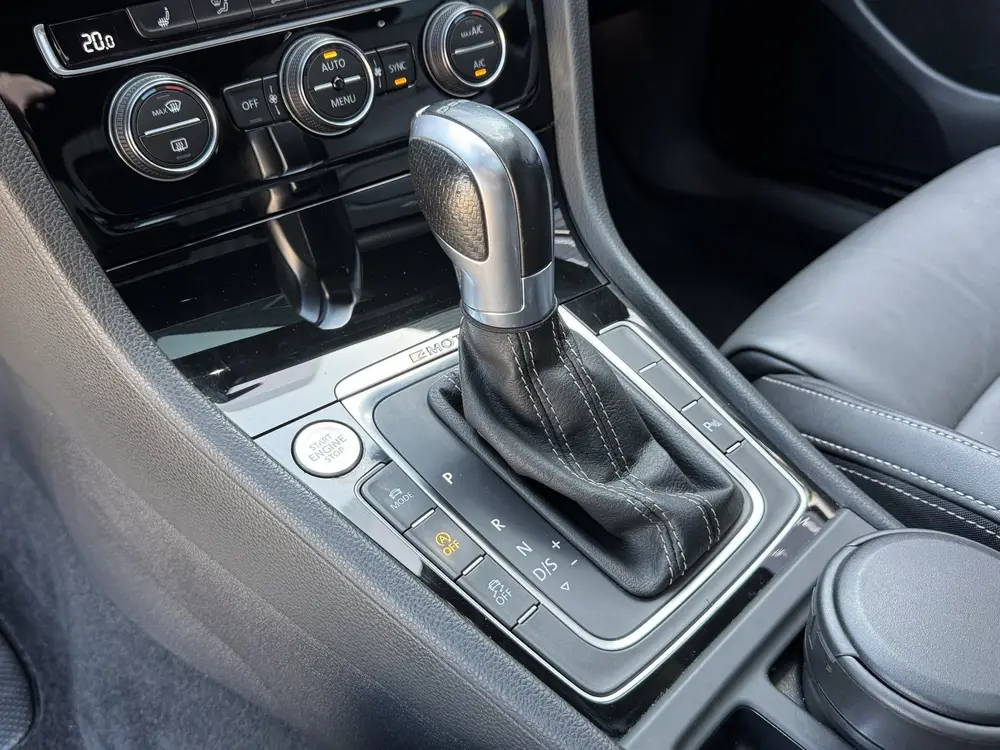 Volkswagen Golf 7,5 R Performance 2.0 TSI 301pk 4Motion DSG uit 2019, foto 14