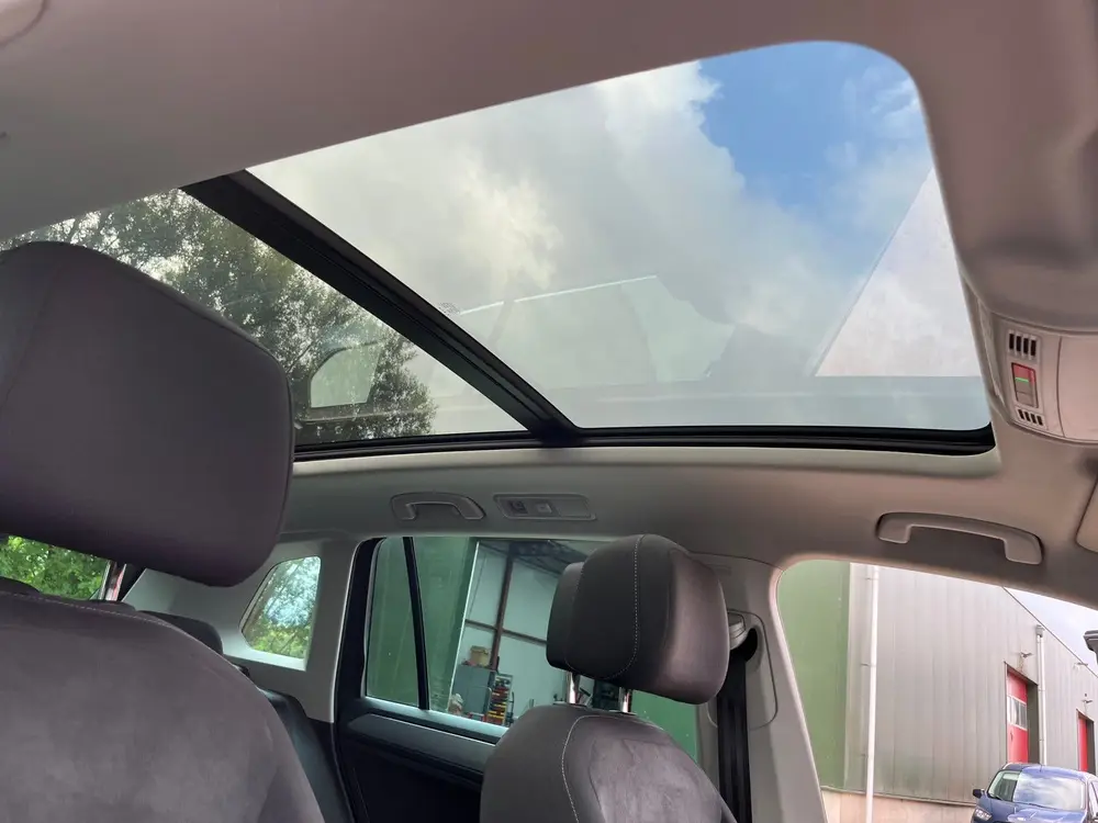 Volkswagen Tiguan 1.5 TSI elegance150pk DSG 2022 Grijs uit 2022, foto 8