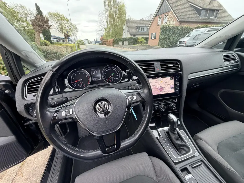 Volkswagen Golf 1.5 TSI DSG 150PK R-Line•Pano•Navi•Cam uit 2020, foto 15