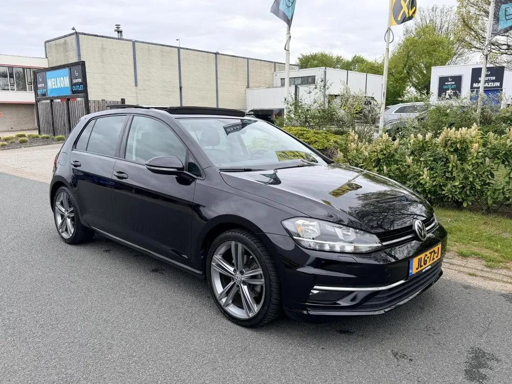Volkswagen Golf 1.5 TSI DSG 150PK R-Line•Pano•Navi•Cam uit 2020, foto 8
