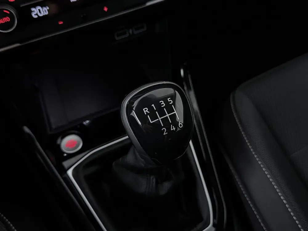 Volkswagen T-Cross 1.0 TSI R-Line | Virtual Cockpit | Naviga uit 2019, foto 12