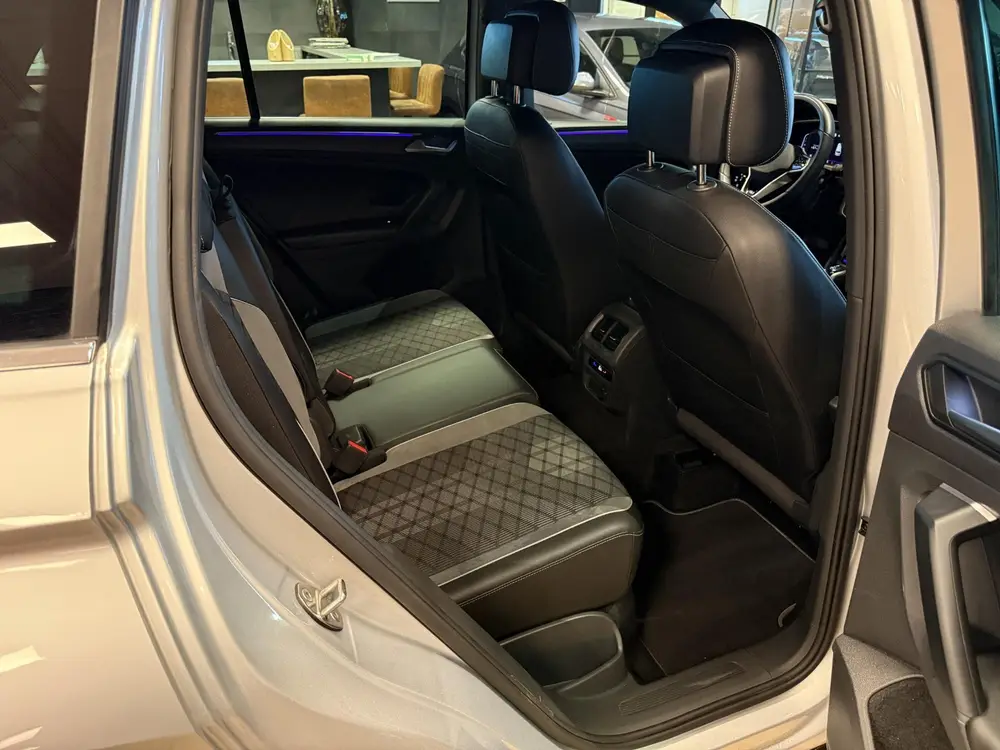Volkswagen Tiguan 1.4 TSI eHybrid R-Line Business+ |PHEV|NAV uit 2022, foto 18