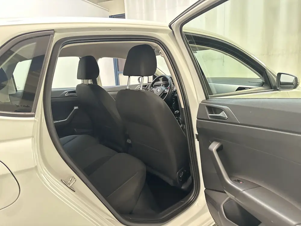 Volkswagen Polo 1.0 TSI Comfortline Business Parkeersensoren uit 2021, foto 13