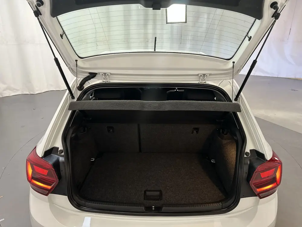 Volkswagen Polo 1.0 TSI Comfortline Business Parkeersensoren uit 2021, foto 18