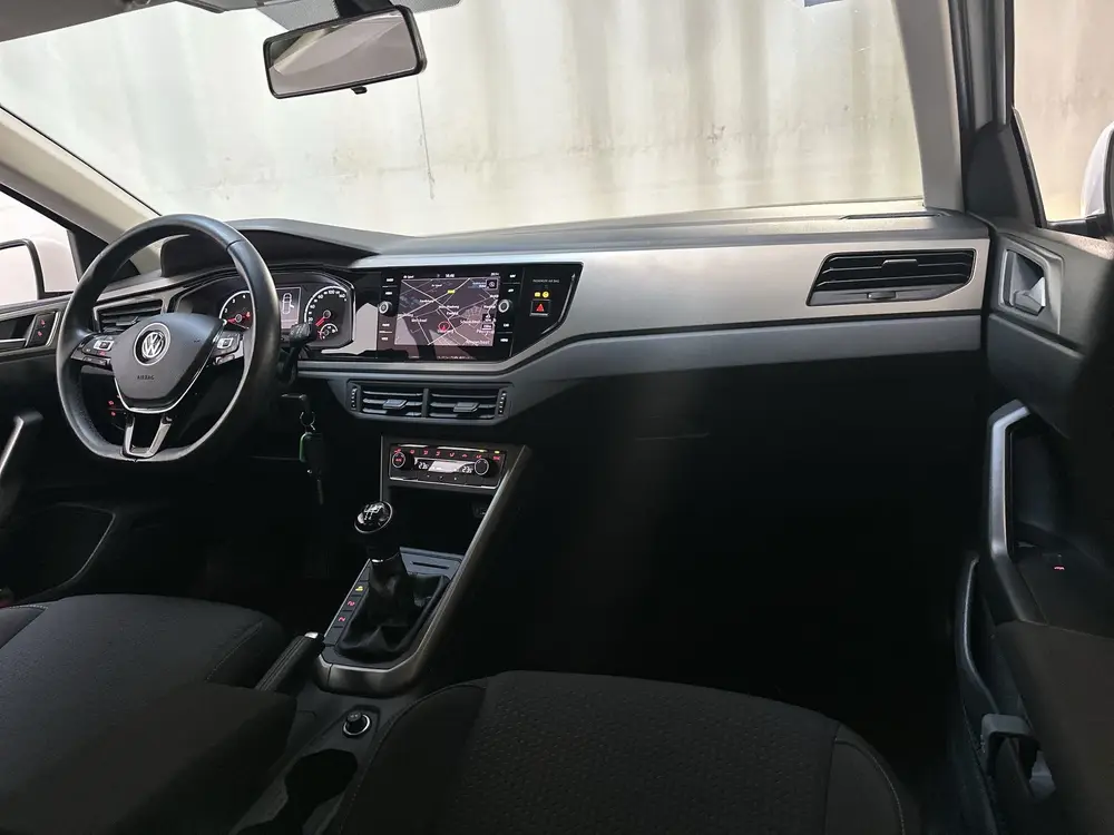 Volkswagen Polo 1.0 TSI Comfortline Business Parkeersensoren uit 2021, foto 2