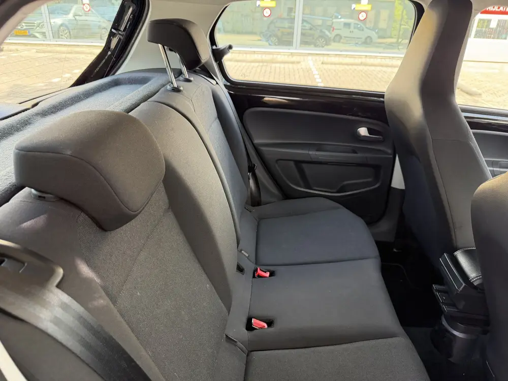 Volkswagen Up! 1.0 BMT move up! * Airco * Sportvelgen * uit 2019, foto 11