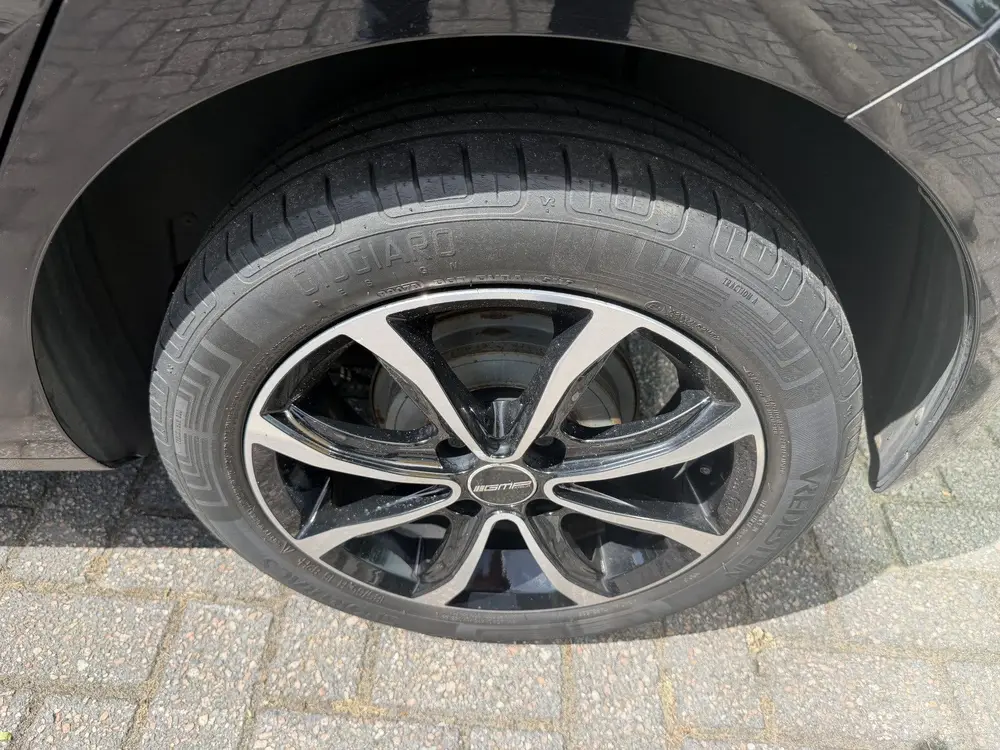 Volkswagen Up! 1.0 BMT move up! * Airco * Sportvelgen * uit 2019, foto 13