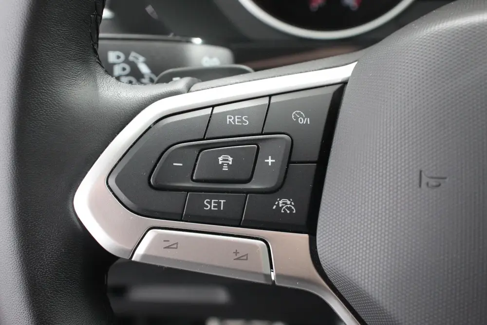 Volkswagen Tiguan 1.5 TSI DSG Active Navigatie Climate Contr uit 2022, foto 14