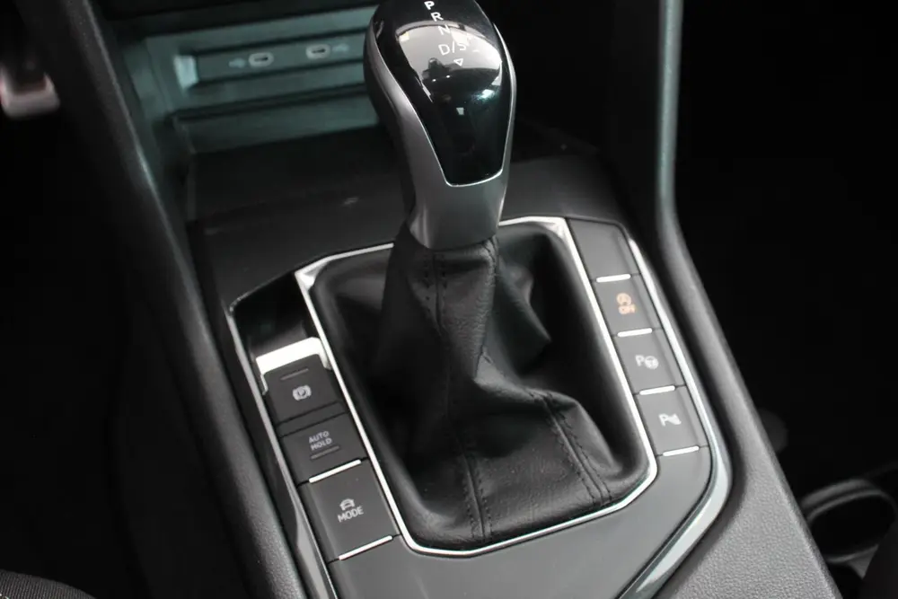 Volkswagen Tiguan 1.5 TSI DSG Active Navigatie Climate Contr uit 2022, foto 18