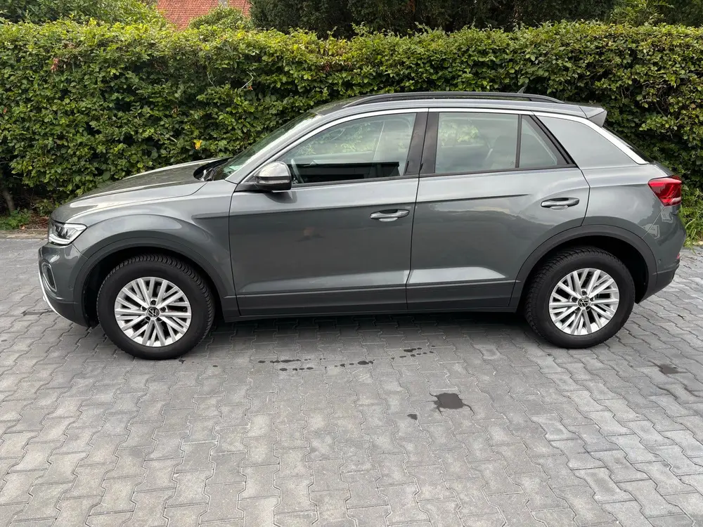 Volkswagen T-Roc 1.0 TSI life business 110pk 2022 Grijs uit 2022, foto 4