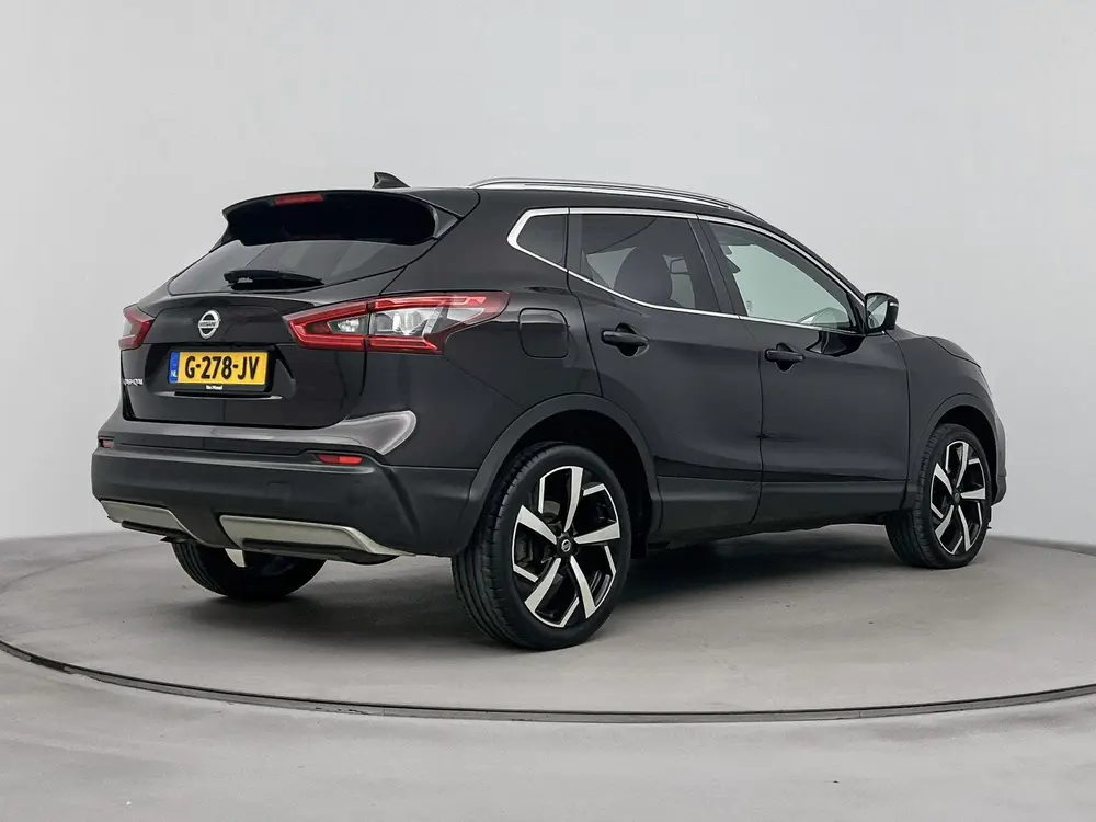 Nissan Qashqai 1.3 DIG-T Tekna 140PK | Panoramadak | Navigat uit 2019, foto 4