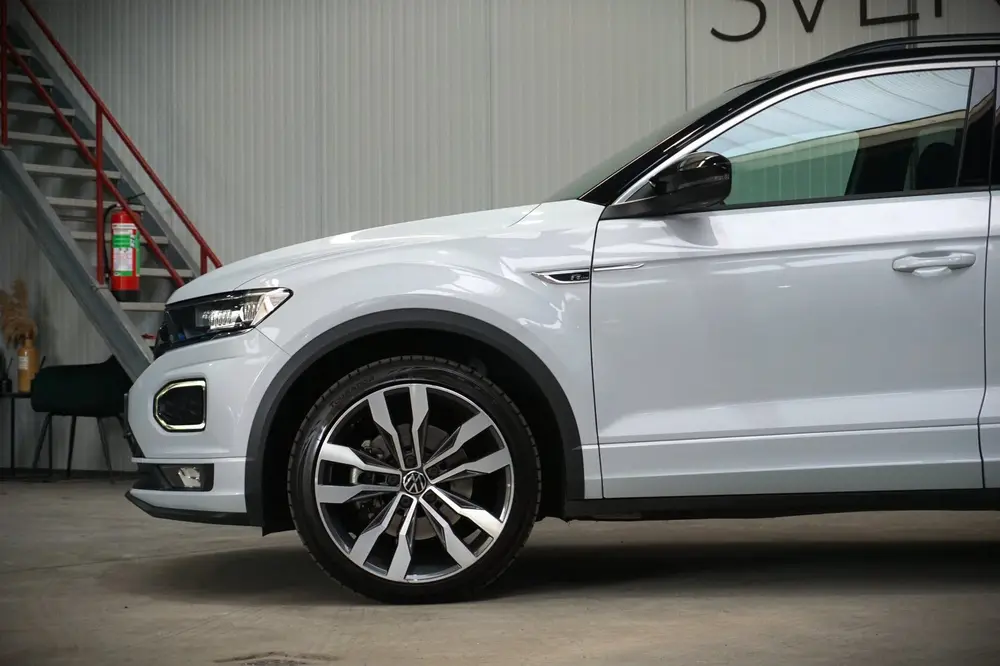 Volkswagen T-Roc 1.5 TSI 150pk R-Line Virtual|LED|Suzuka 19" uit 2021, foto 11