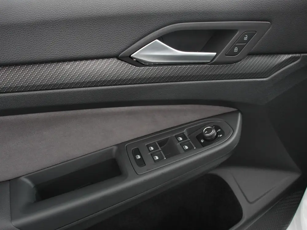 Volkswagen Golf 1.5 eTSI DSG R-Line Panorama dak Navigatie A uit 2024, foto 13