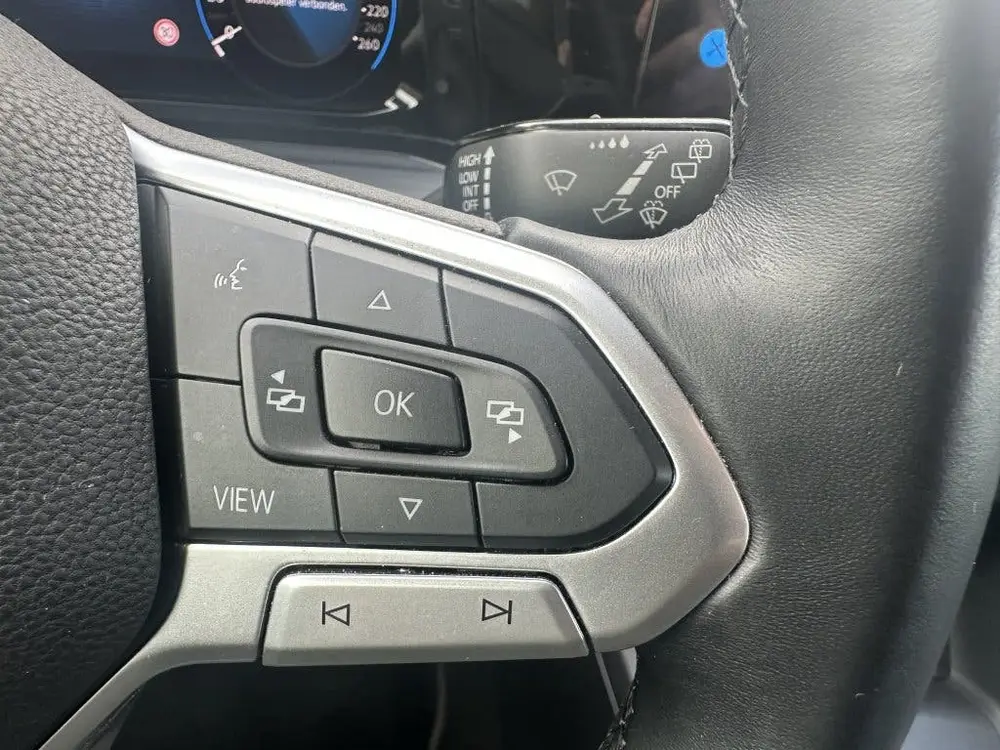 Volkswagen Golf VIII Lim. 1.5 Tsi Act Highline Massage Matri uit 2020, foto 13