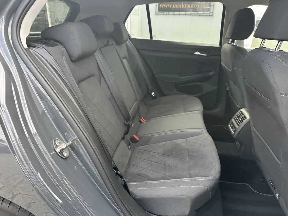 Volkswagen Golf VIII Lim. 1.5 Tsi Act Highline Massage Matri uit 2020, foto 18